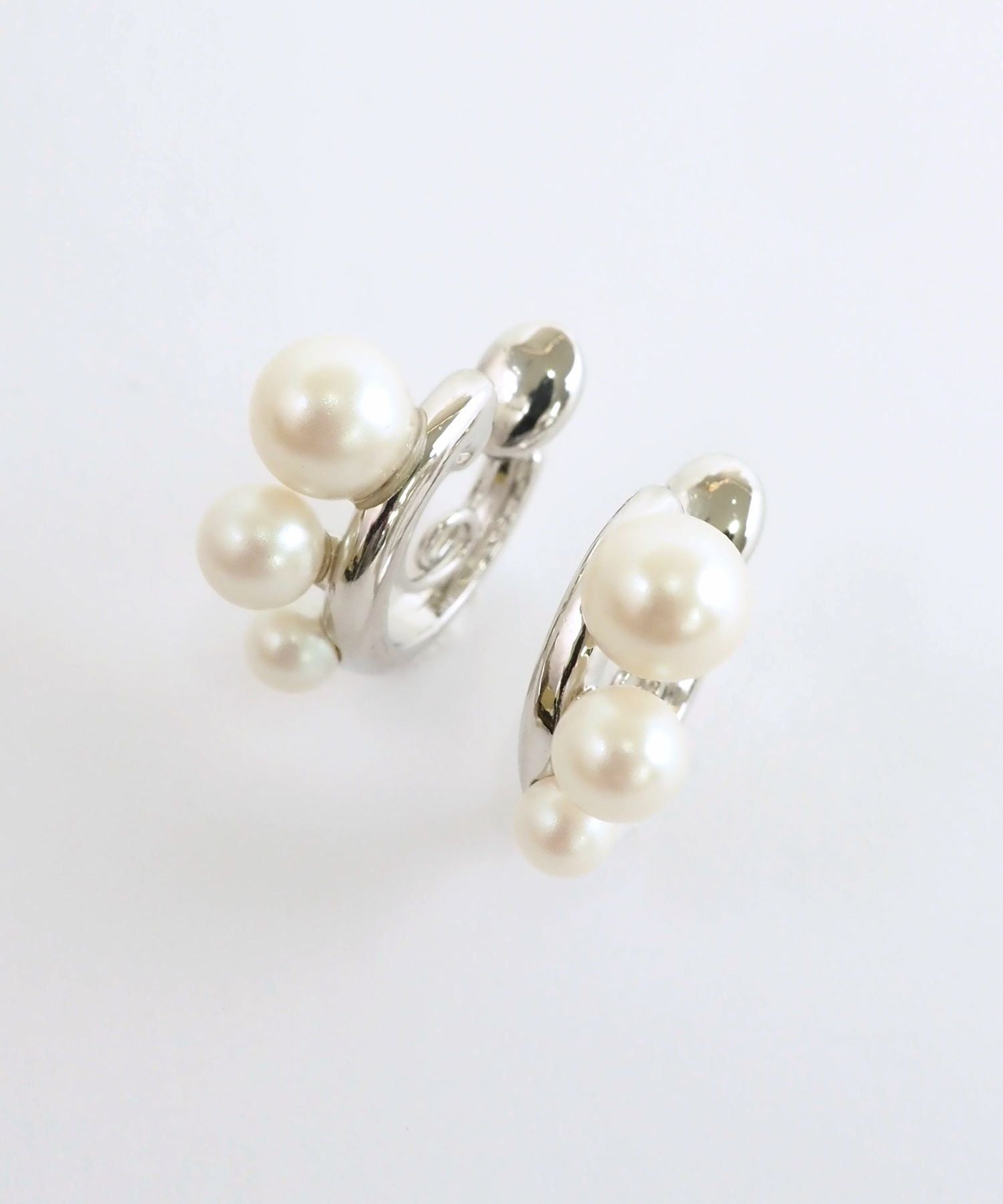 【web限定】ルミニュアンスパールループフィットイヤリング【Lumirise】