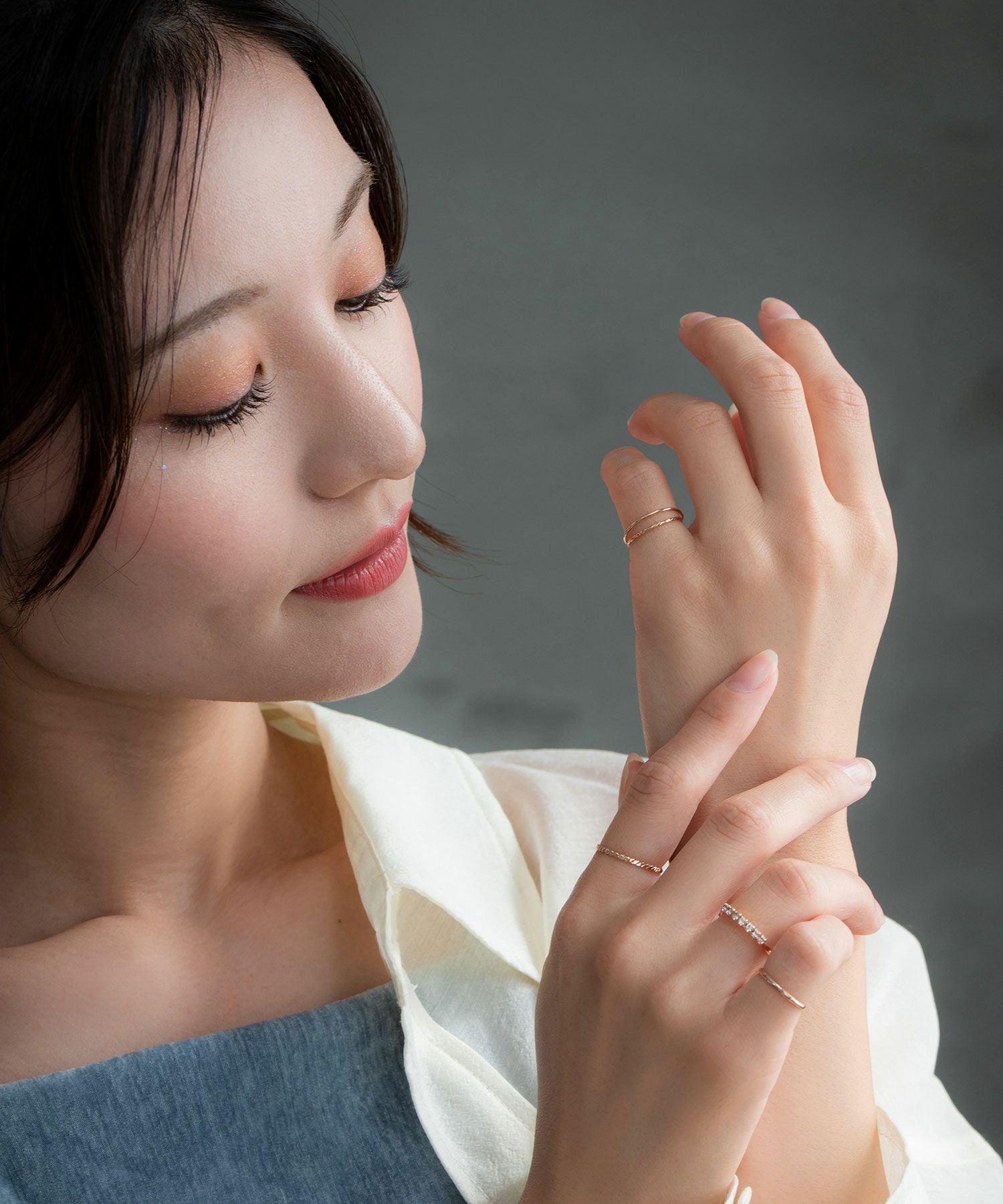 菊川怜さん着用】ストーンフュンフセットリング | 【公式】MUK ONLINE