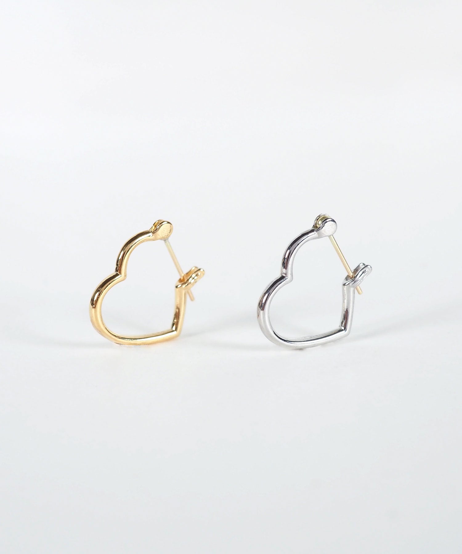 ハートフープK18ポストピアス