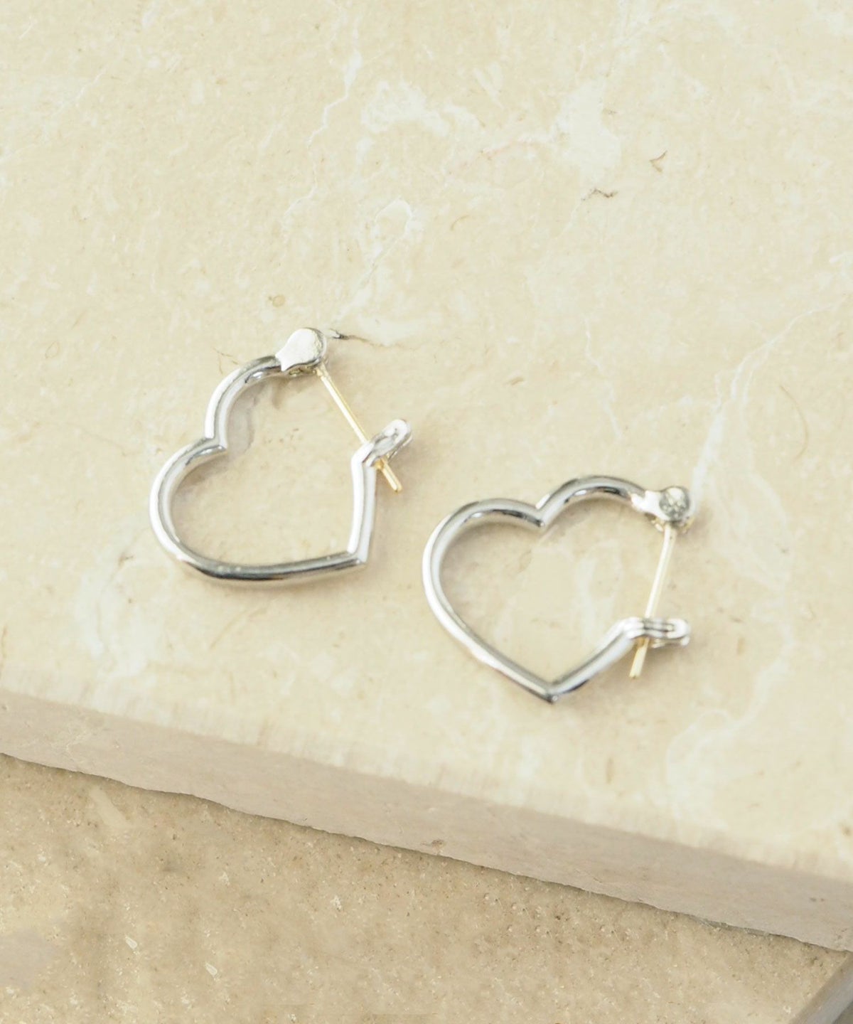 ハートフープK18ポストピアス