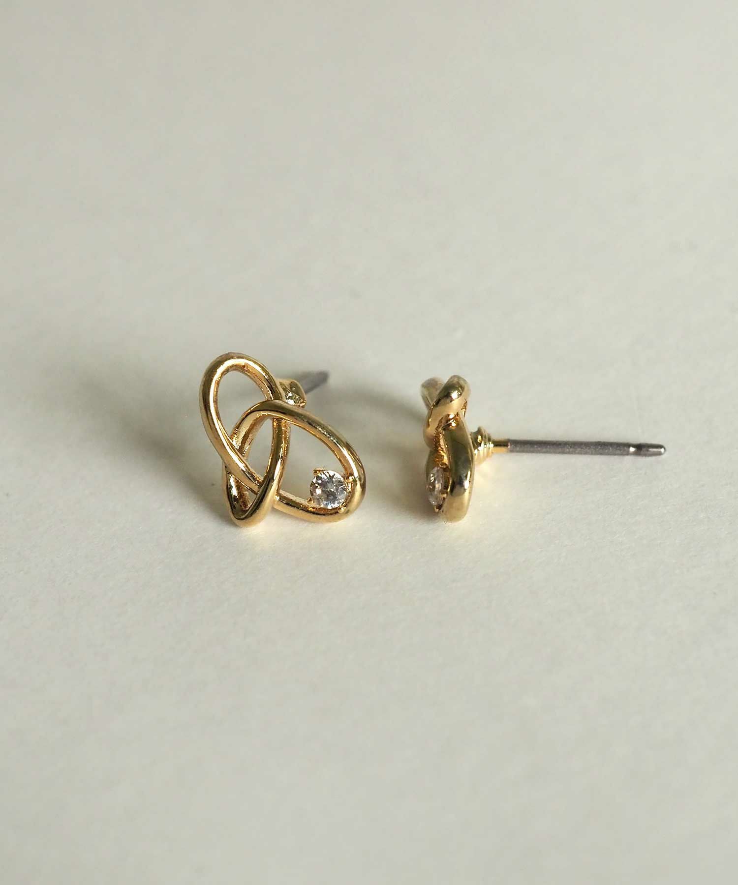 ピアネータチタンポストピアス【MUK petite charme】