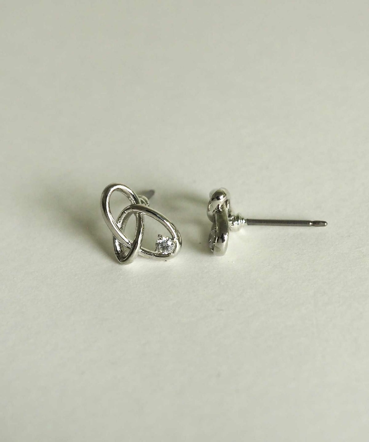 ピアネータピアス