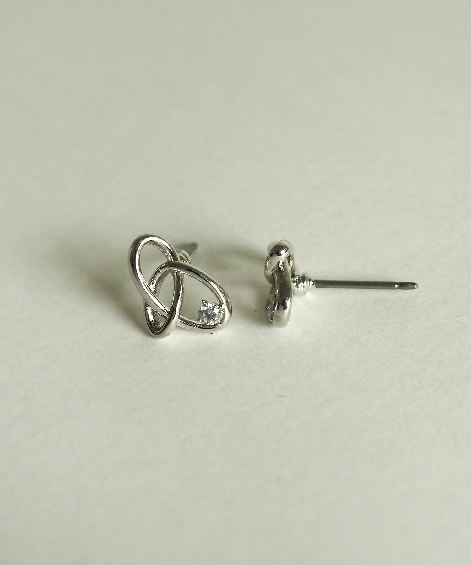 ピアネータピアス