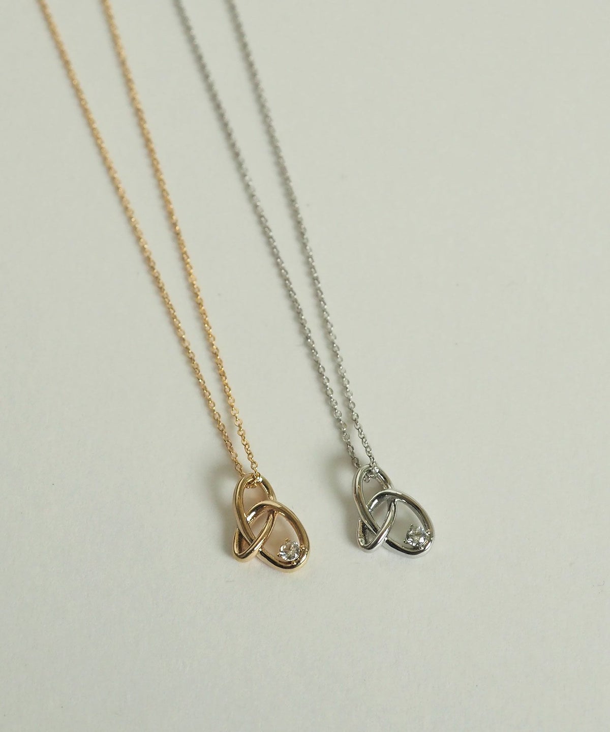 ピアネータネックレス