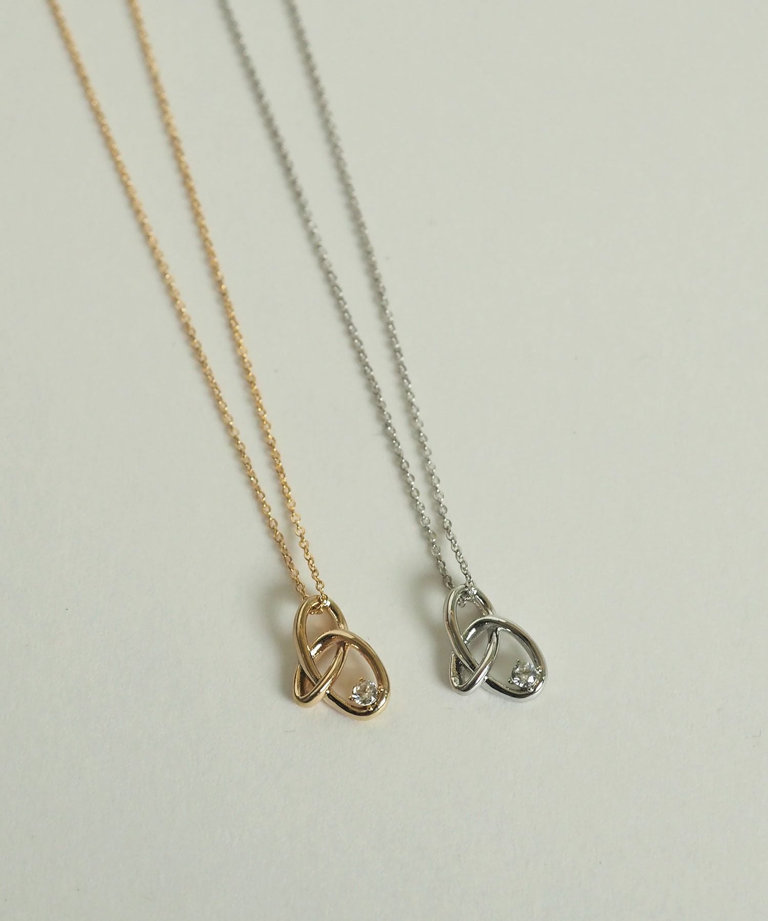 ピアネータネックレス