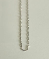 ペタルチェーンネックレス