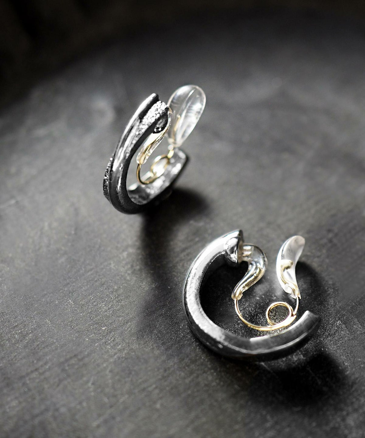 【web限定】ルミスターダストクリスタルループフィットイヤリング【Lumirise】