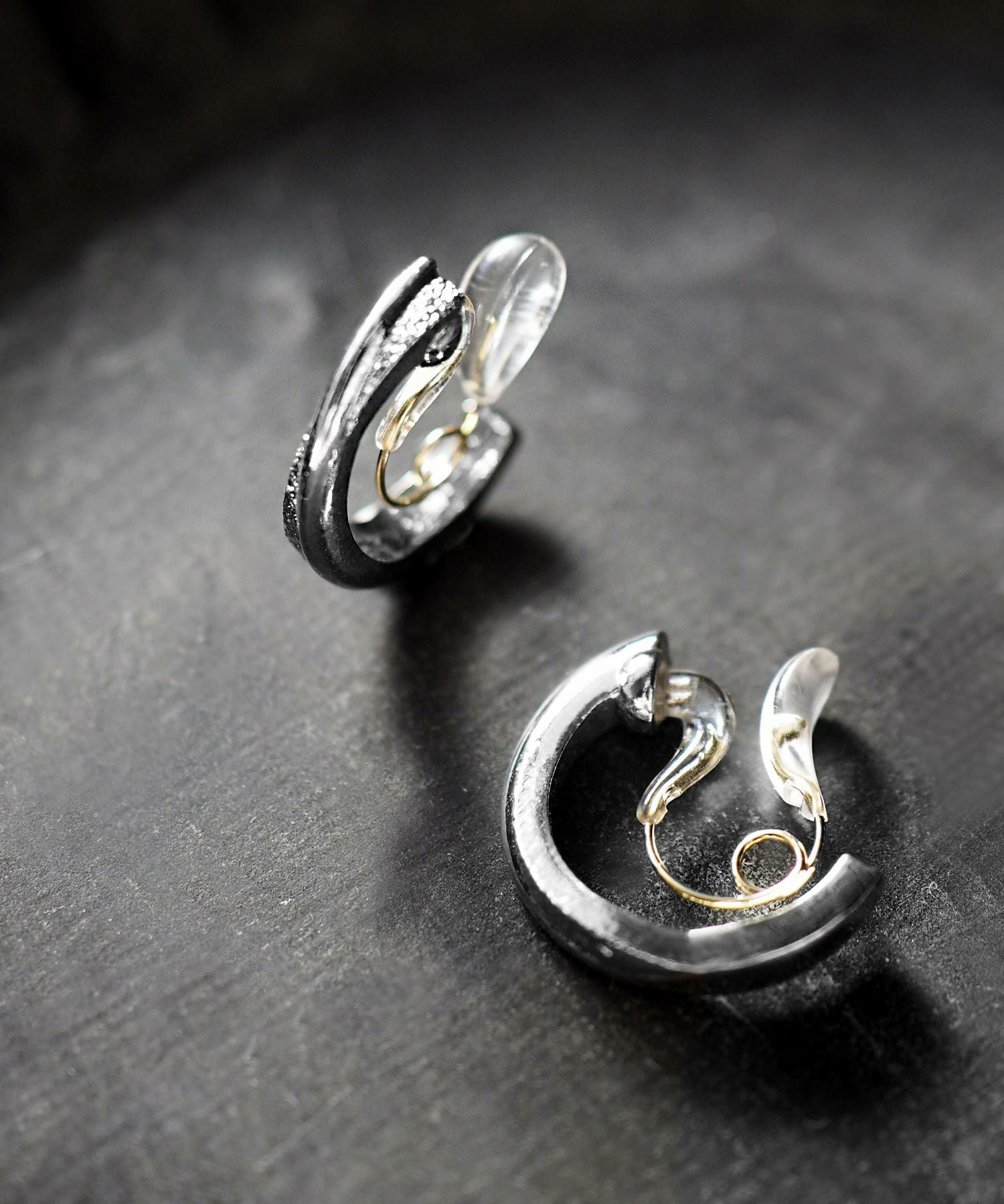 【web限定】ルミスターダストクリスタルループフィットイヤリング【Lumirise】