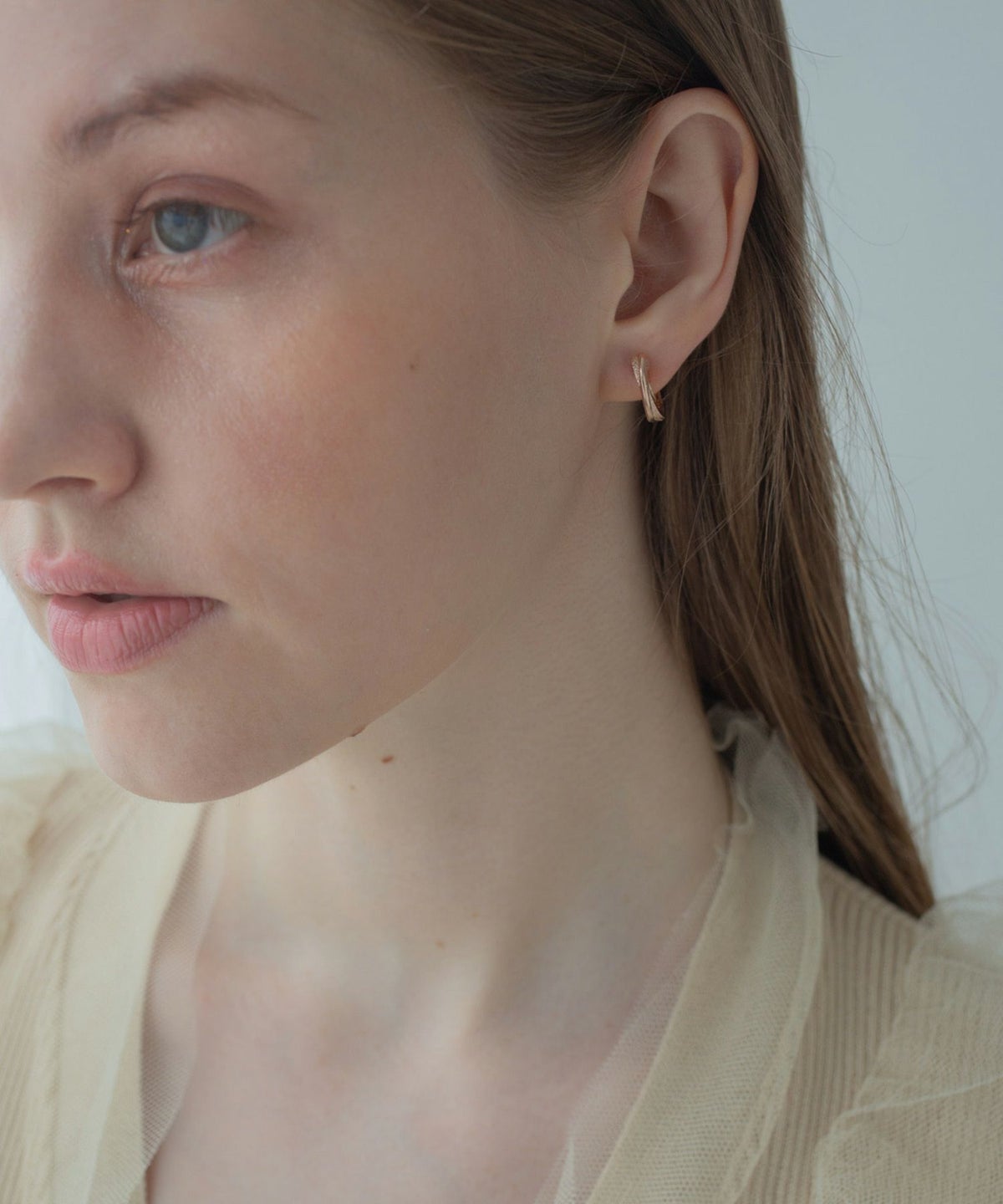 【web限定】ルミスターダストクリスタルループフィットイヤリング【Lumirise】