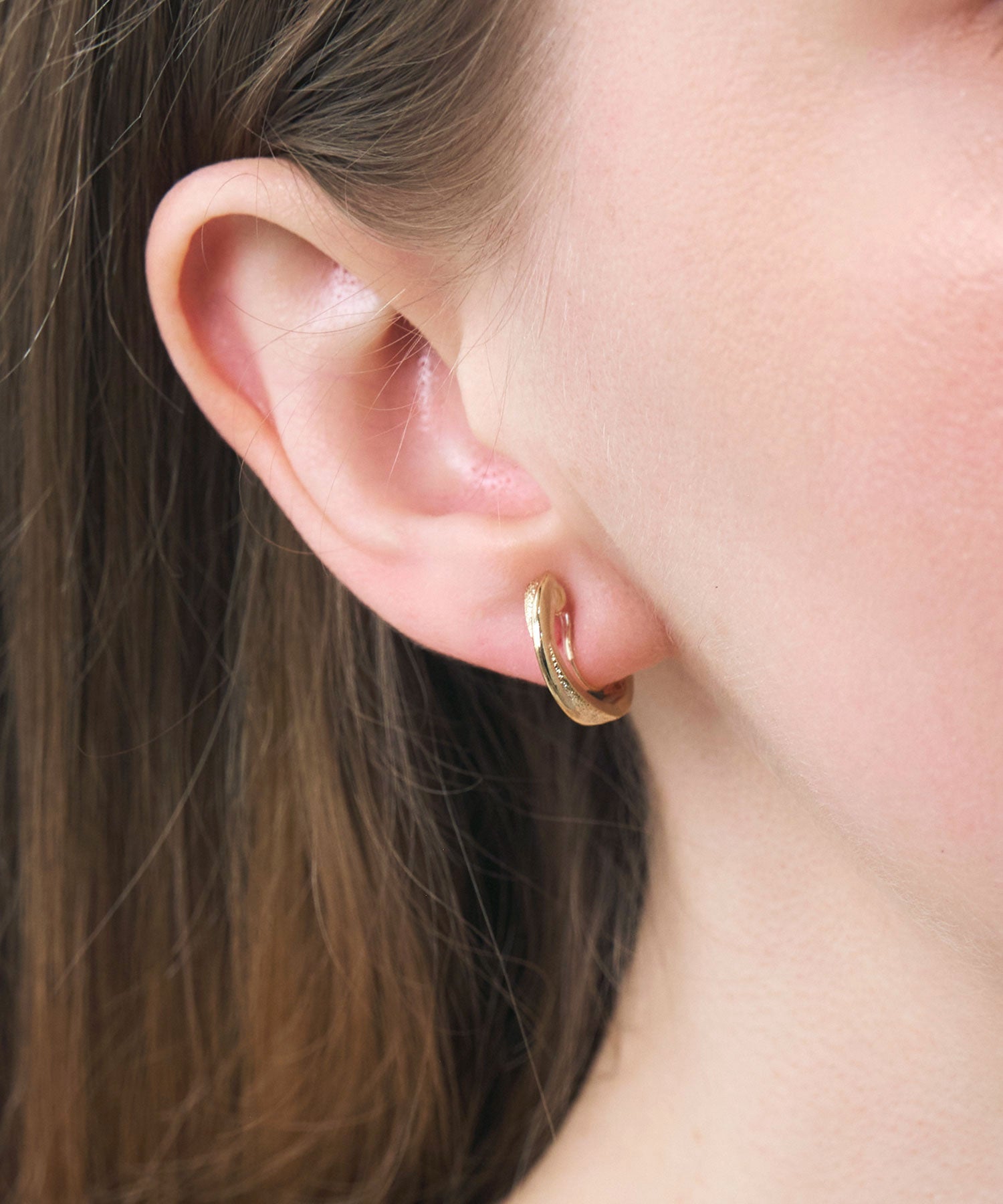 【web限定】ルミスターダストクリスタルループフィットイヤリング【Lumirise】