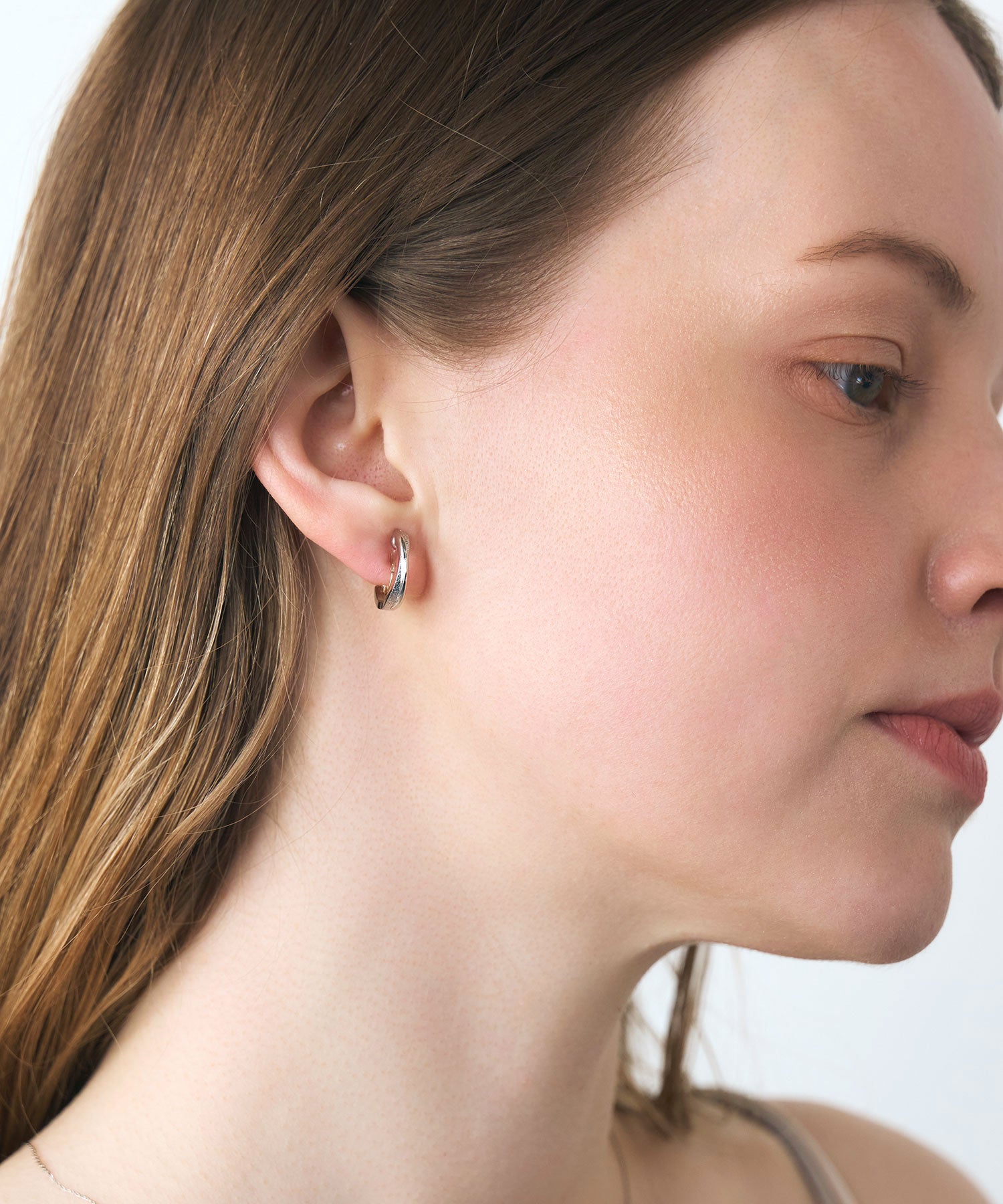 【web限定】ルミスターダストクリスタルループフィットイヤリング【Lumirise】