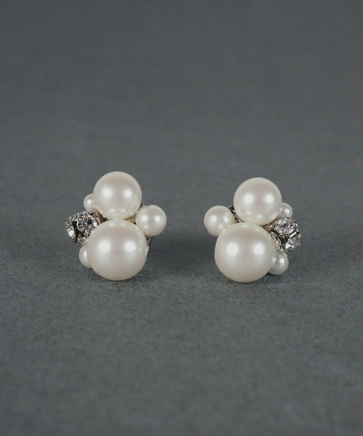 ボールストーンピアス【MUK voyalibre】