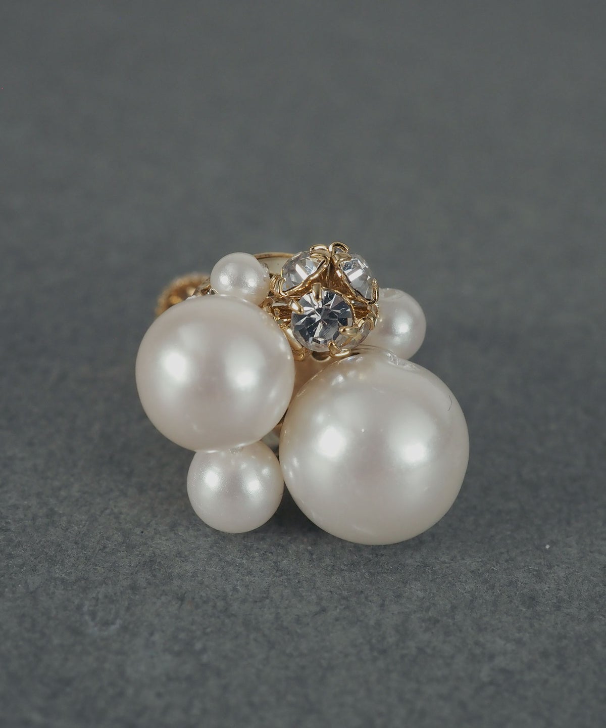 ボールストーンイヤリング【MUK voyalibre】