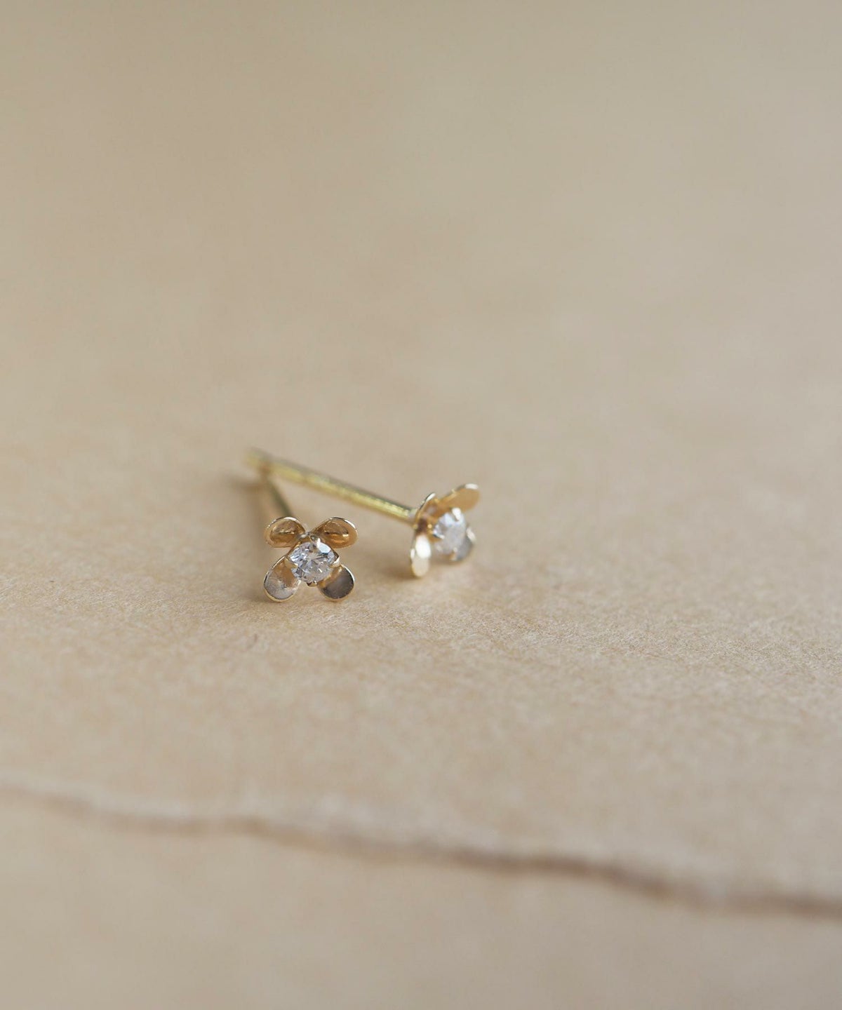 【web限定】[K10]プチフロラダイヤモンドピアス