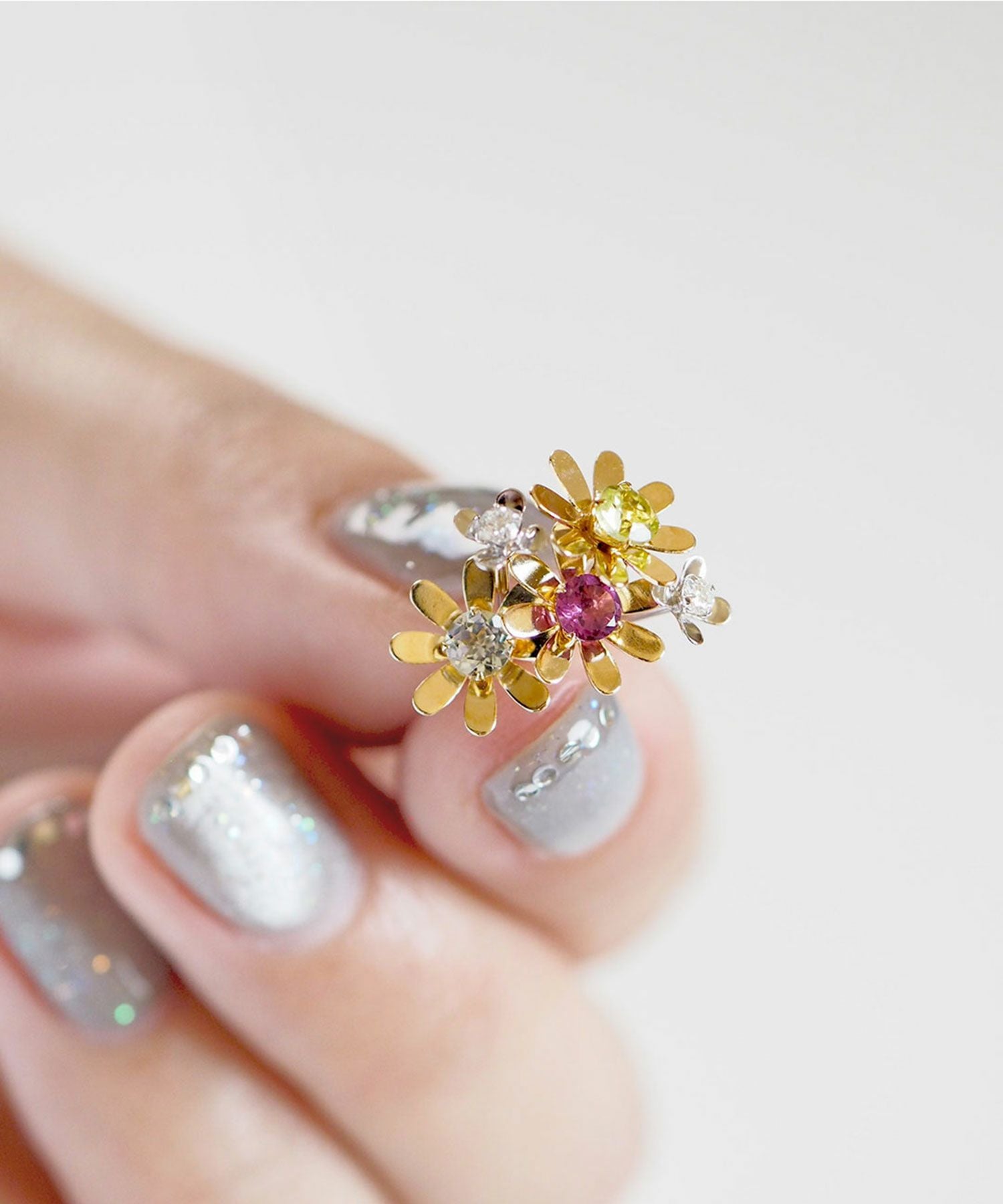 web限定】[K10]YGプチフロラダイヤモンドピアス | 【公式】MUK ONLINE