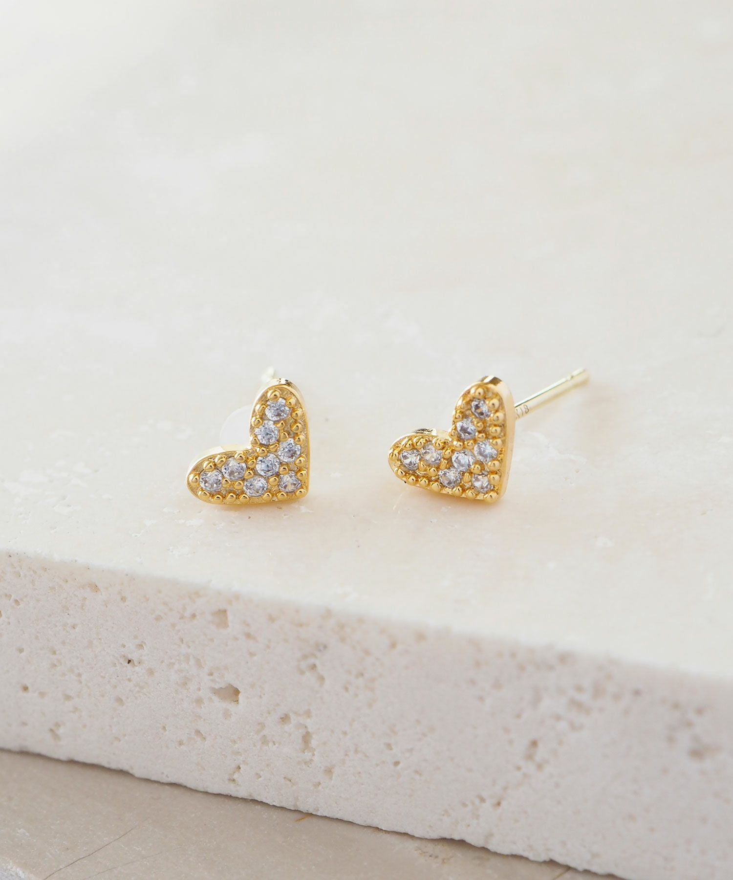 パヴェハートK18ポストピアス | 【公式】MUK ONLINE SHOP｜人気