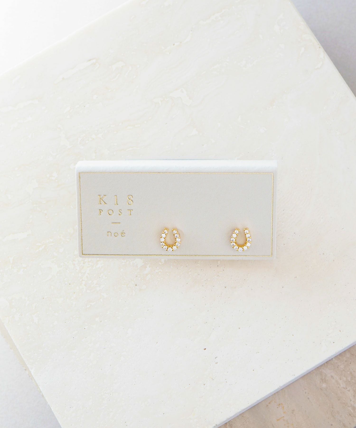 ホースシューK18ポストピアス