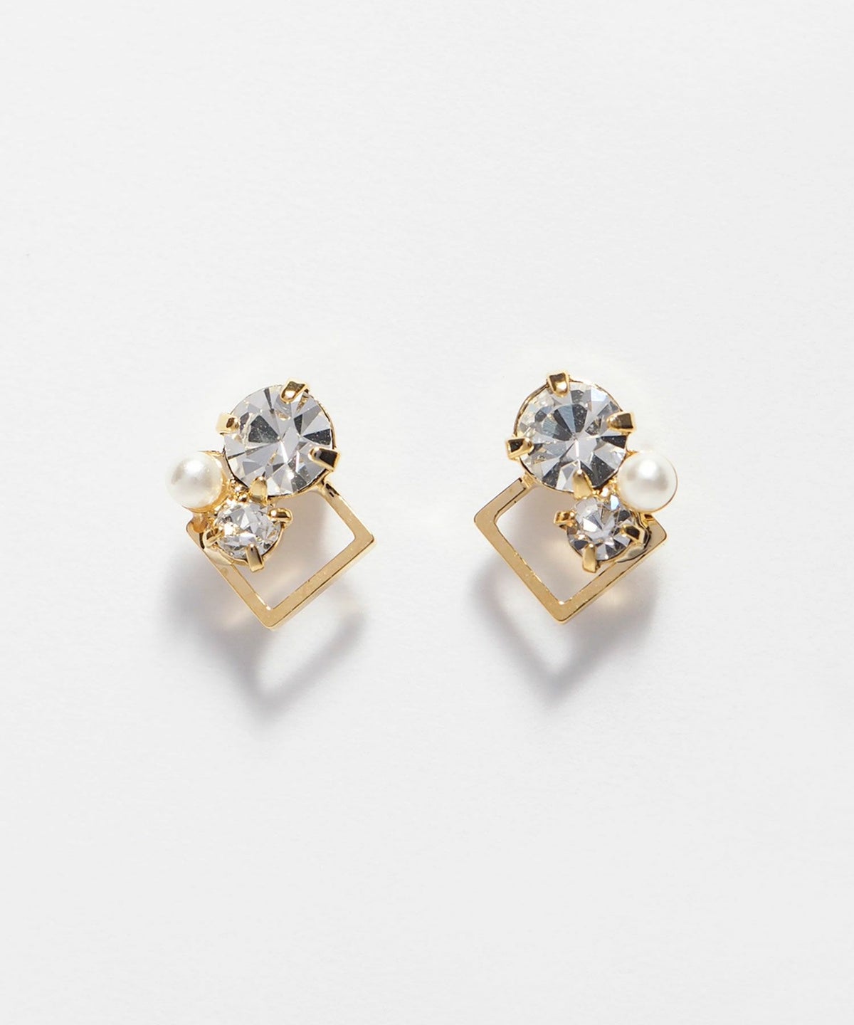 ビジュエア樹脂ポストピアス