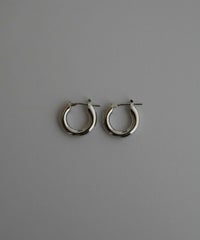 SleekアークシェイプフープピアスS