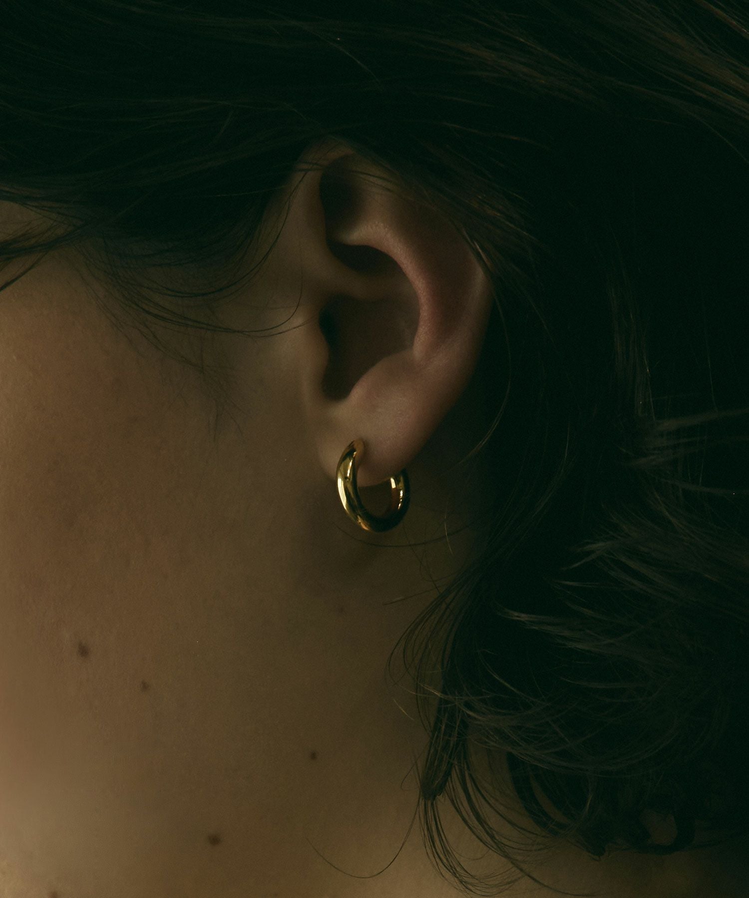 SleekアークシェイプフープピアスS