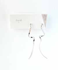 ツイストフォールスプリングクリアイヤリング