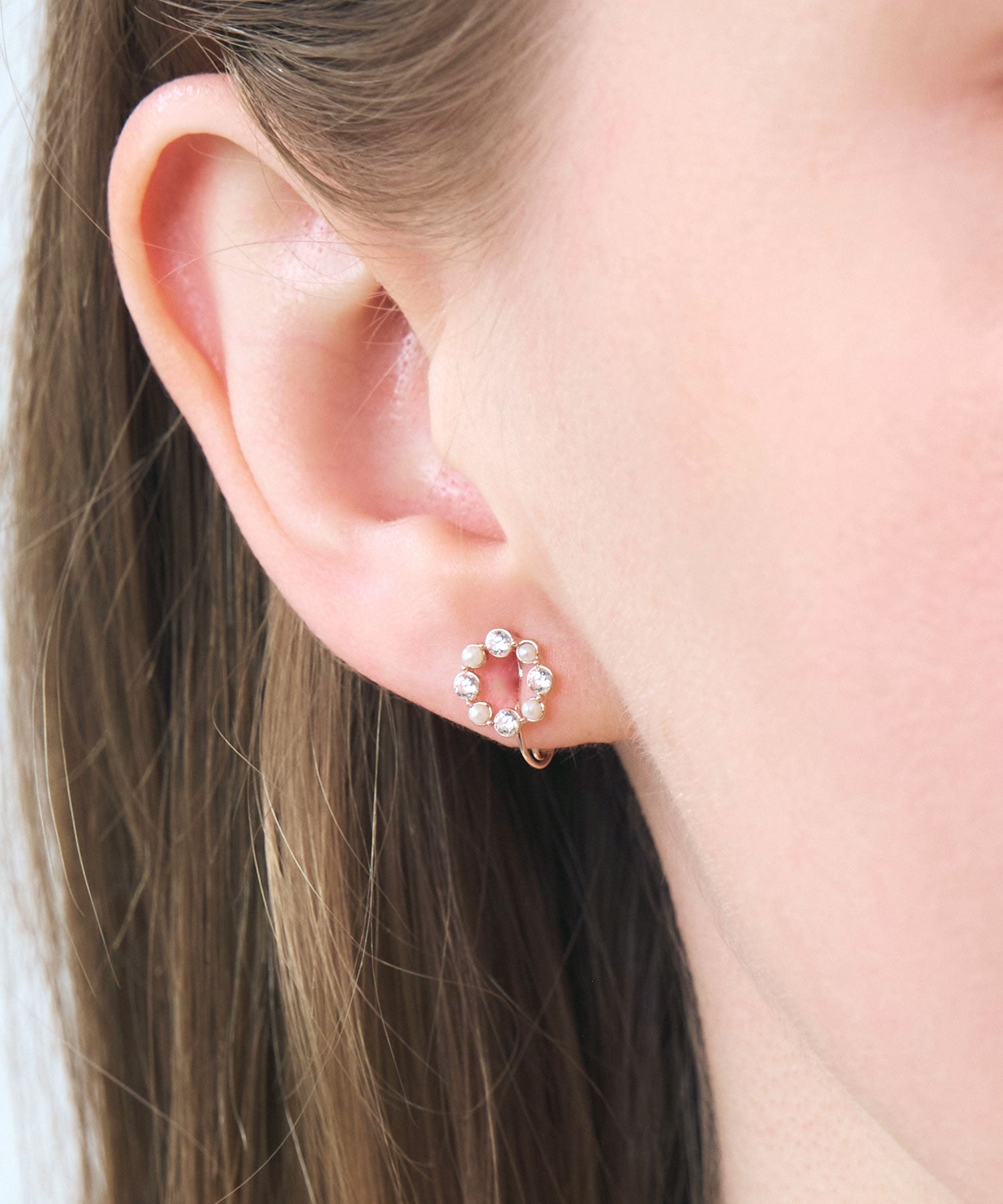 【web限定】ルミビジューリングループフィットイヤリング【Lumirise】