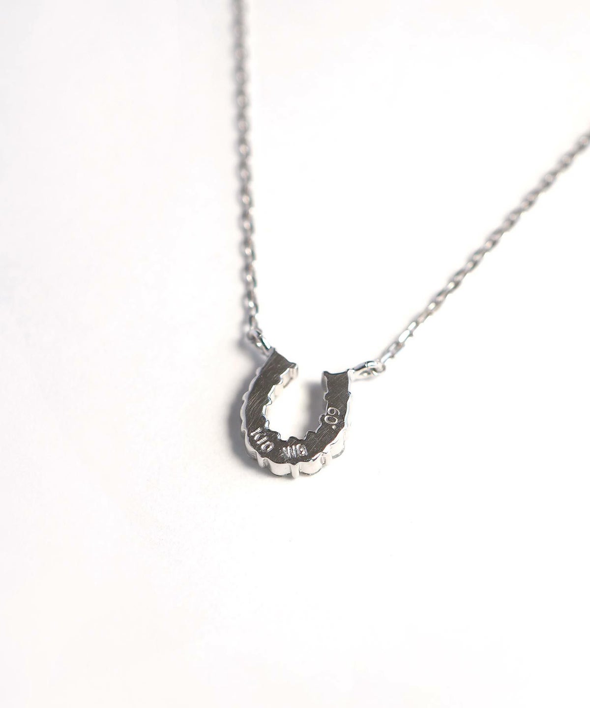 【web限定】[K10]タイニーホースシューパヴェダイヤモンドプチペンダント