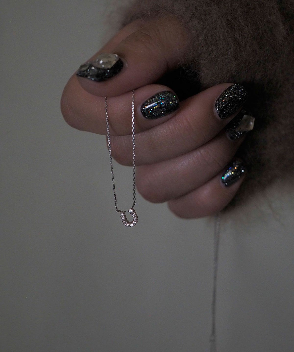 【web限定】[K10]タイニーホースシューパヴェダイヤモンドプチペンダント