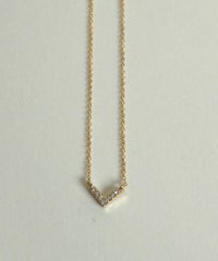 パヴェVプチペンダント【MUK petite charme】