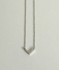 パヴェVネックレス