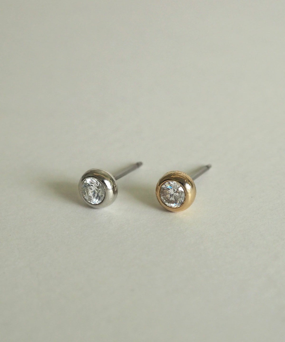 パッローネジルコニアピアス