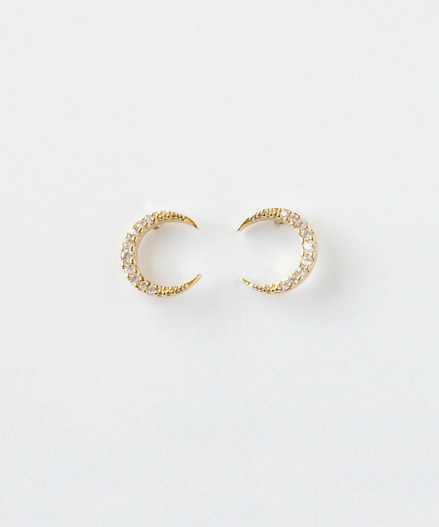 パヴェクレセントムーンピアス【MUK petite charme】