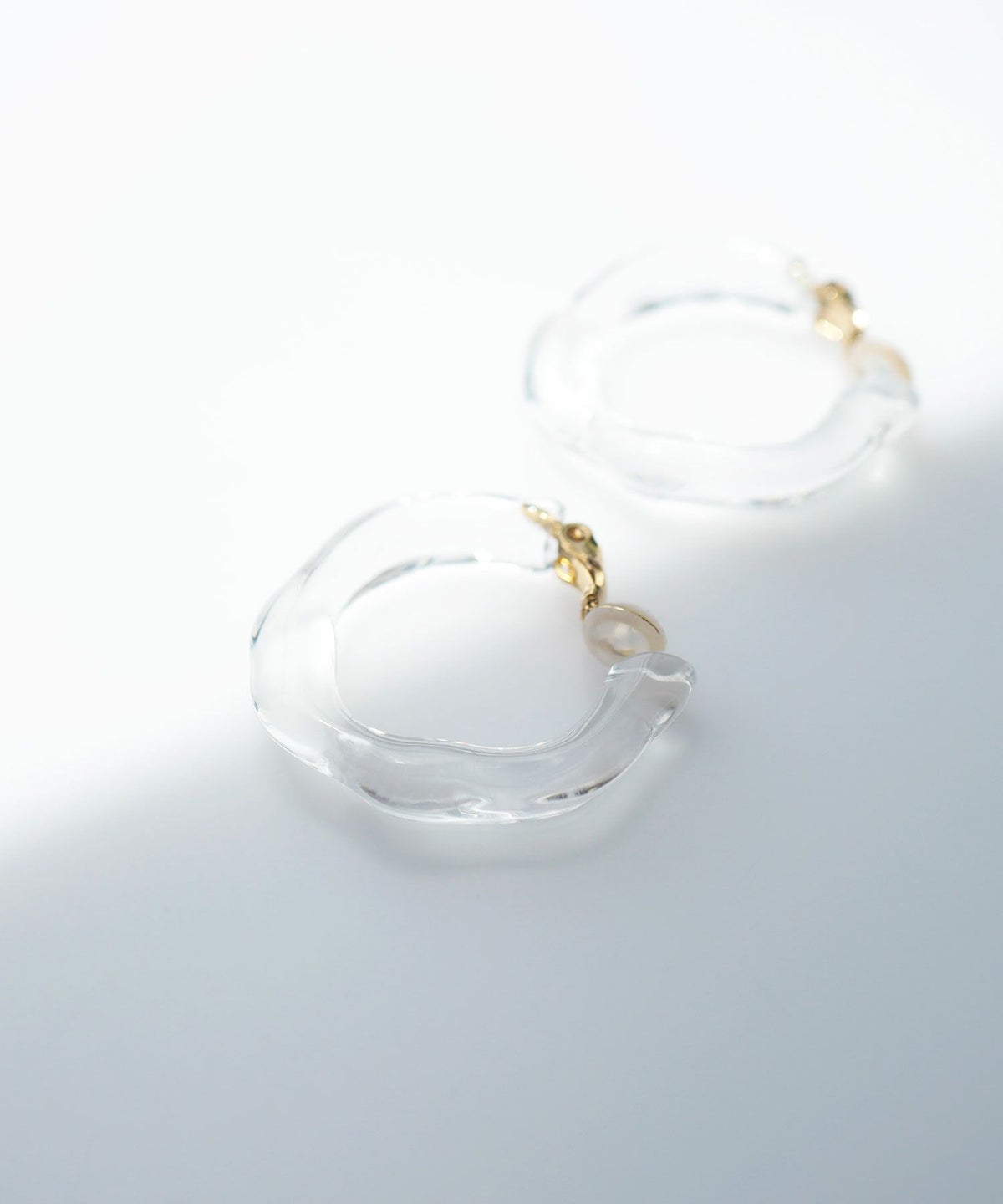 C型クリアIMUFURETイヤリング