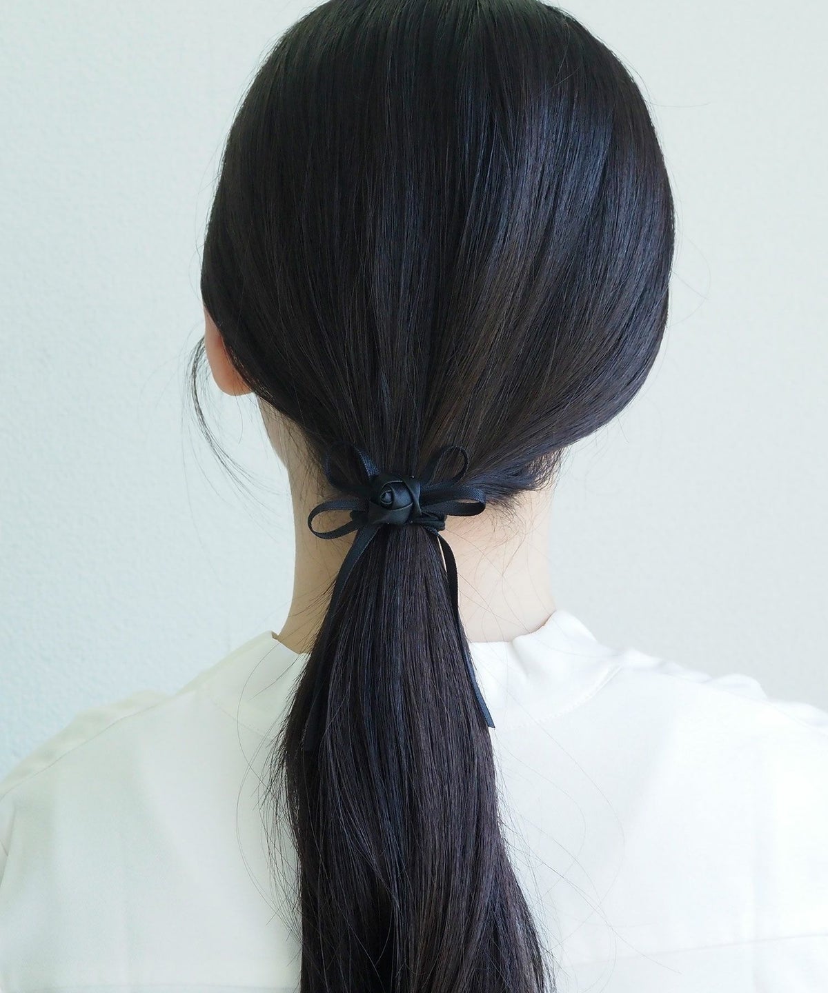 センターローズリボンポニー