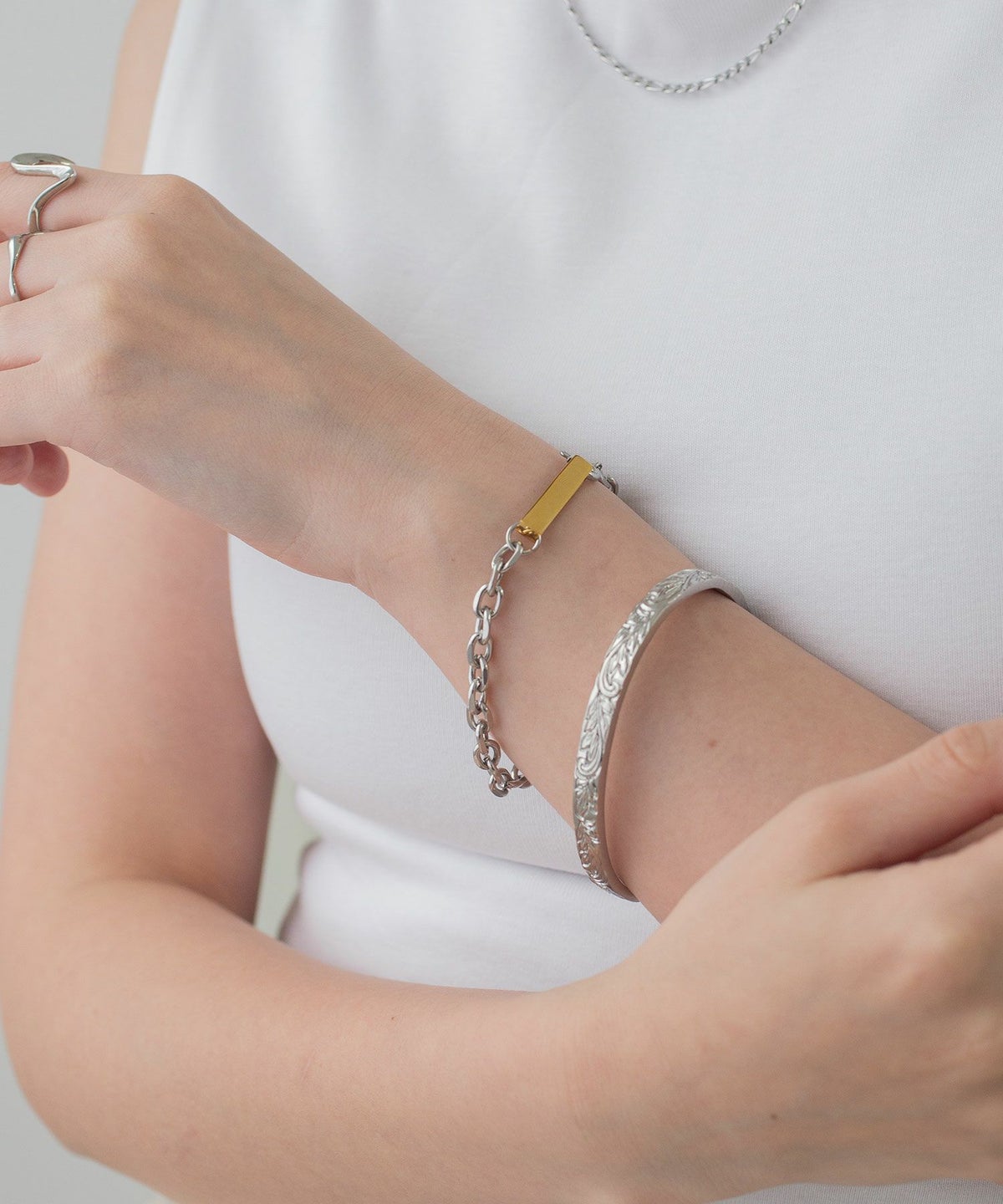 Scroll&Maile Bangle【Lino*Makana】