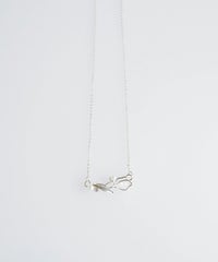 チューリップラインネックレス