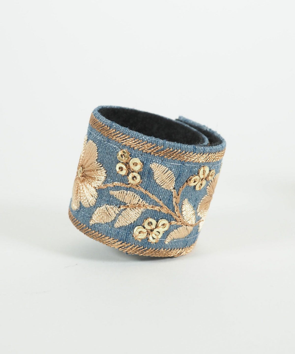 くるっとまきつくインド刺フック付きシュフィー