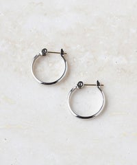 シンプルフープk18ポストピアス