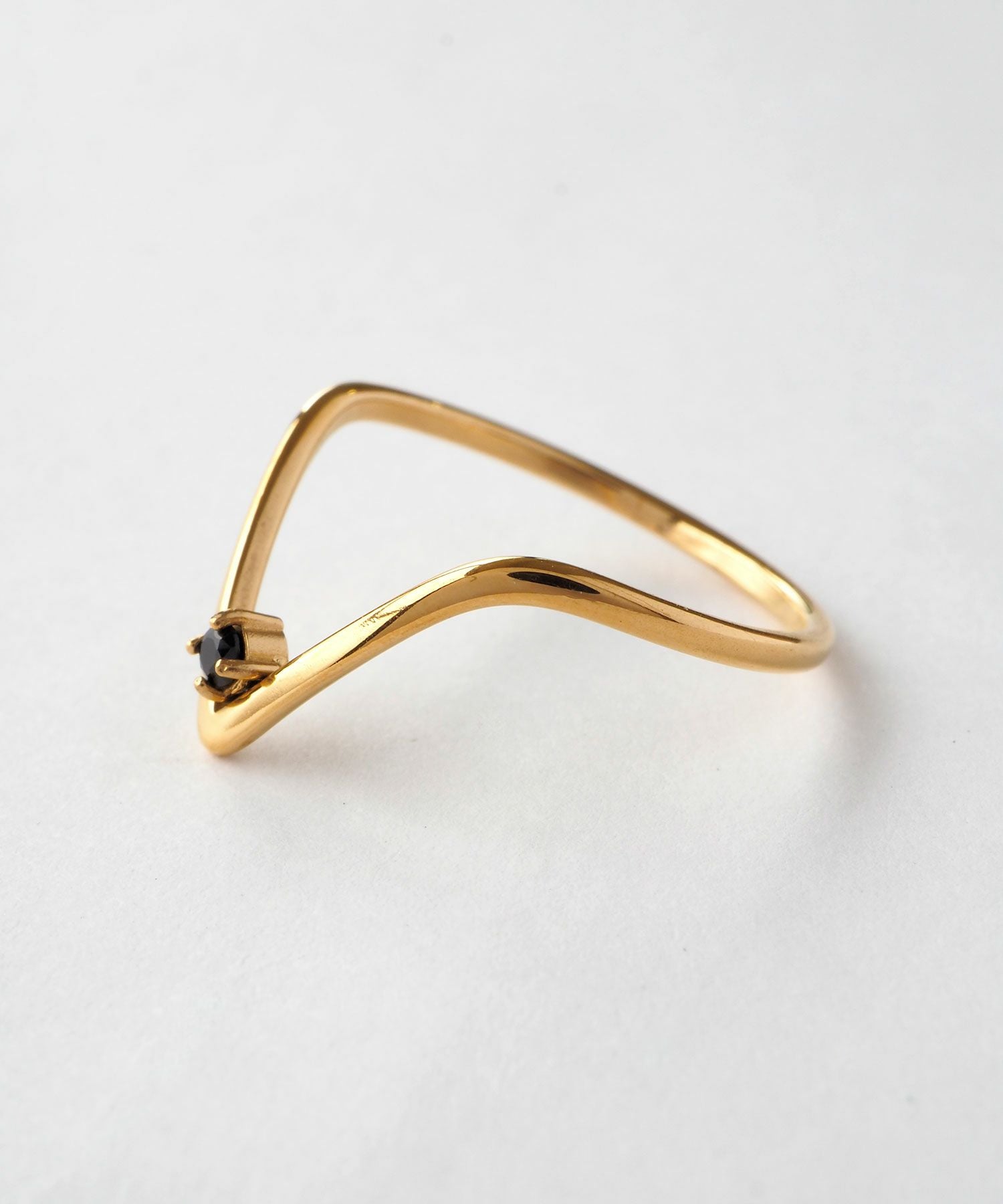 ブラックキュービックサージカルステンレスリング