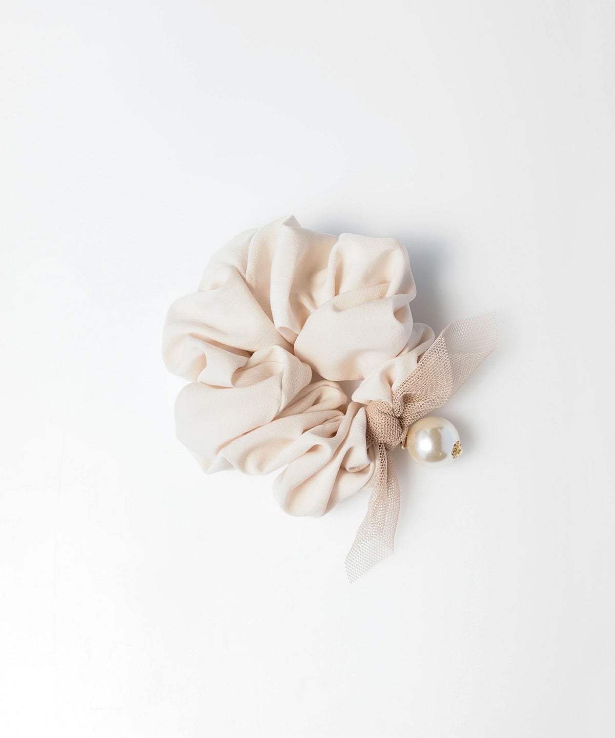 パール付きリボンシュシュ