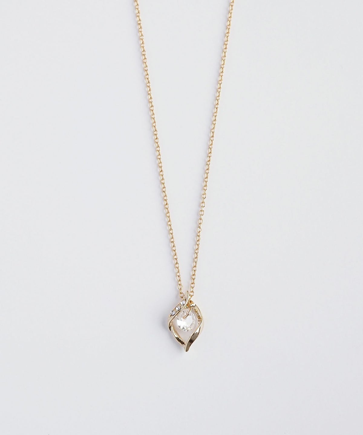 マーキスシャイニングストーンネックレス