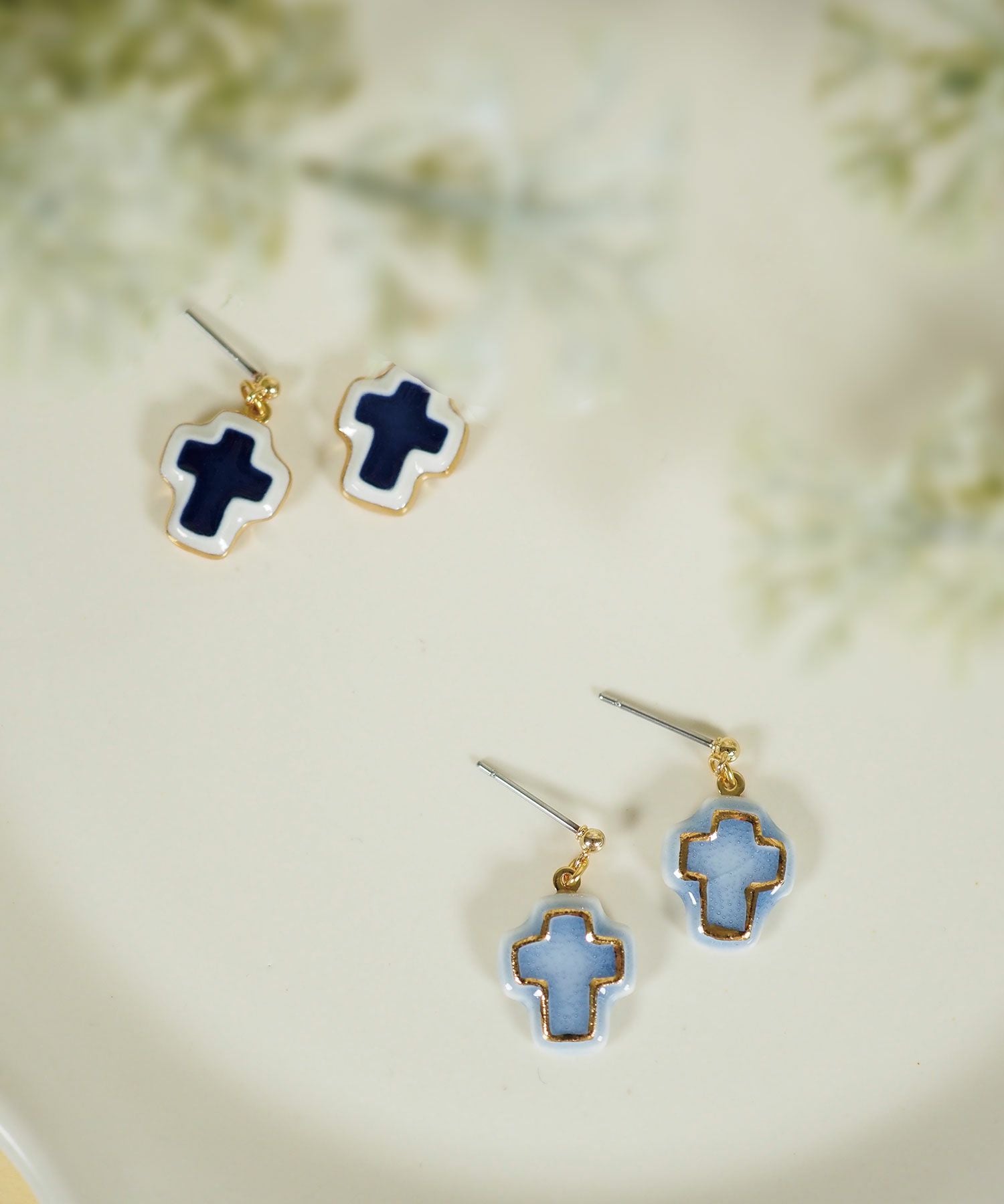 美濃焼タイルみにくろピアス【七窯社】