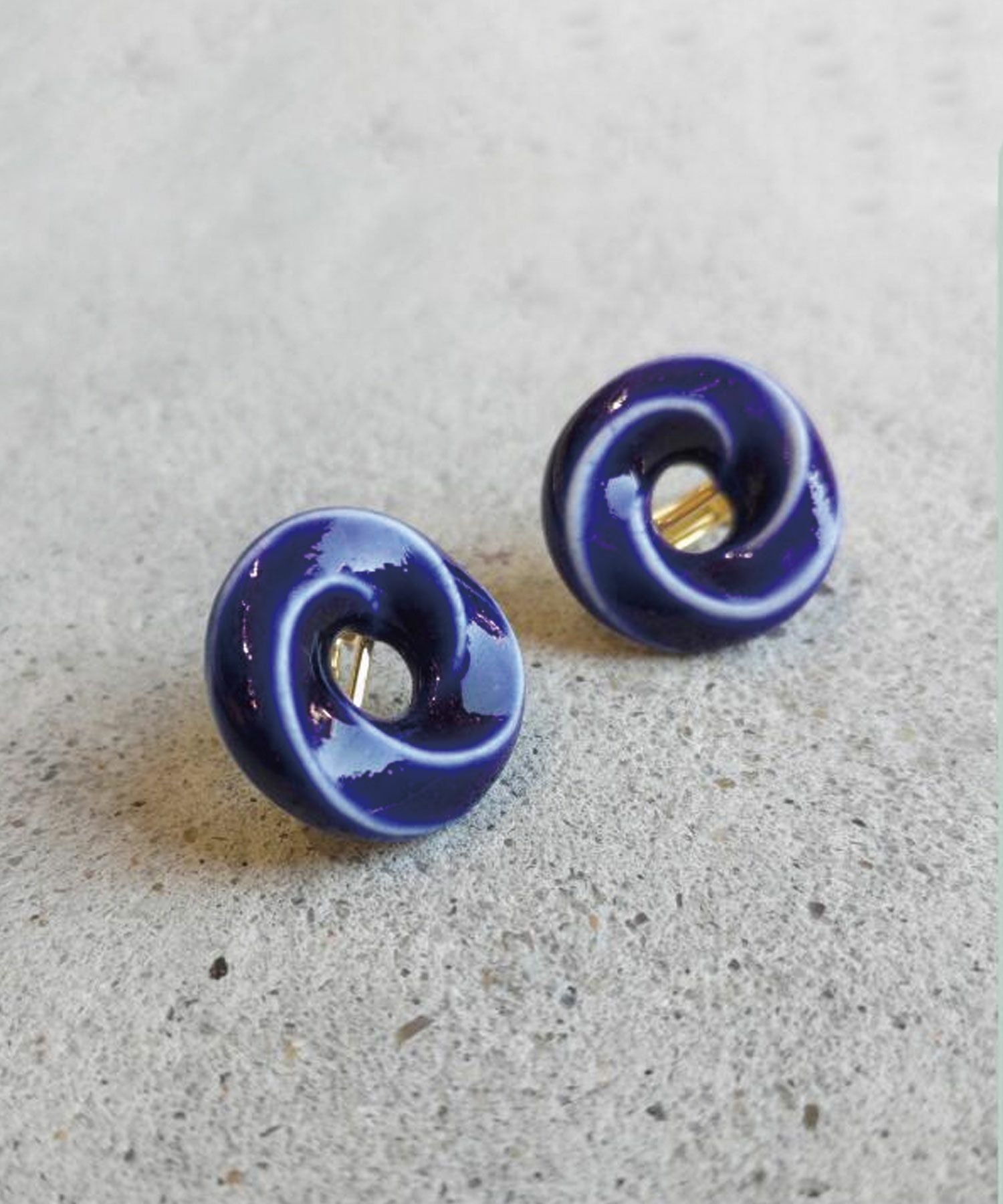 美濃焼タイルくるりイヤリング【七窯社】