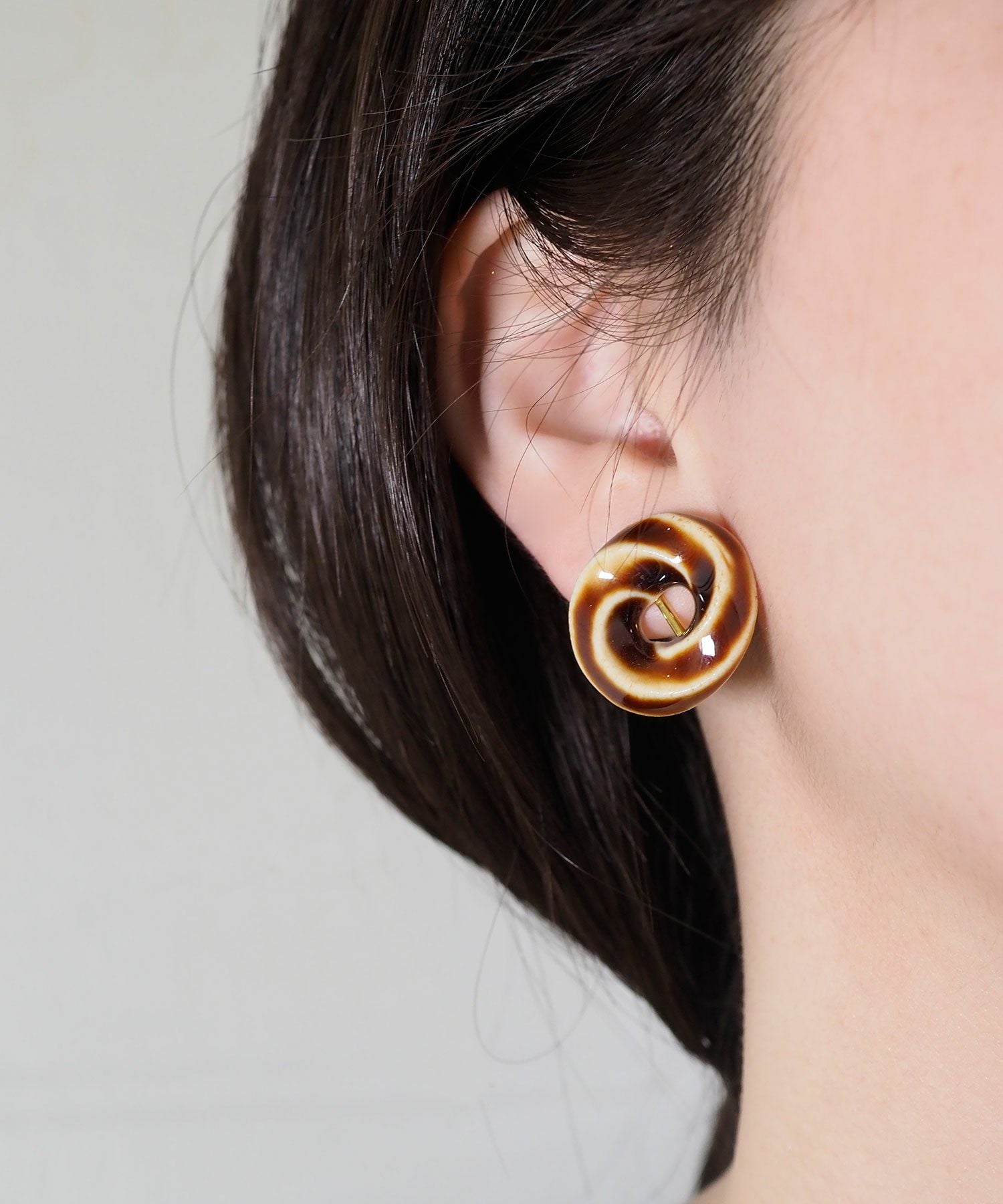 美濃焼タイルくるりイヤリング【七窯社】