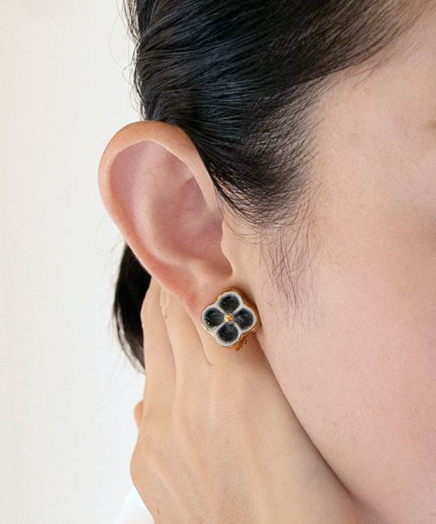 000000009252-01.jpg?size=m&w=