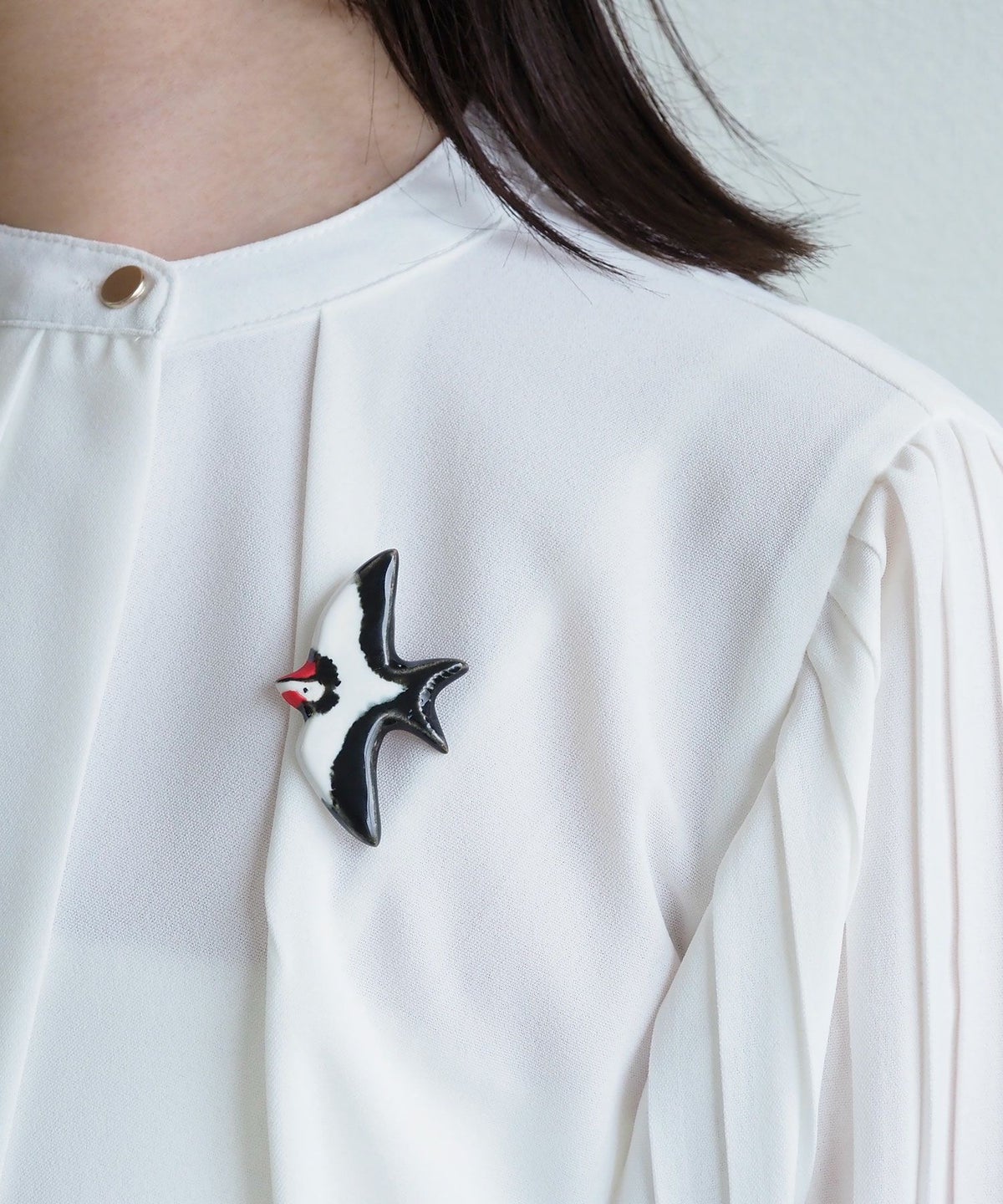 美濃焼タイルつばめブローチ【七窯社】