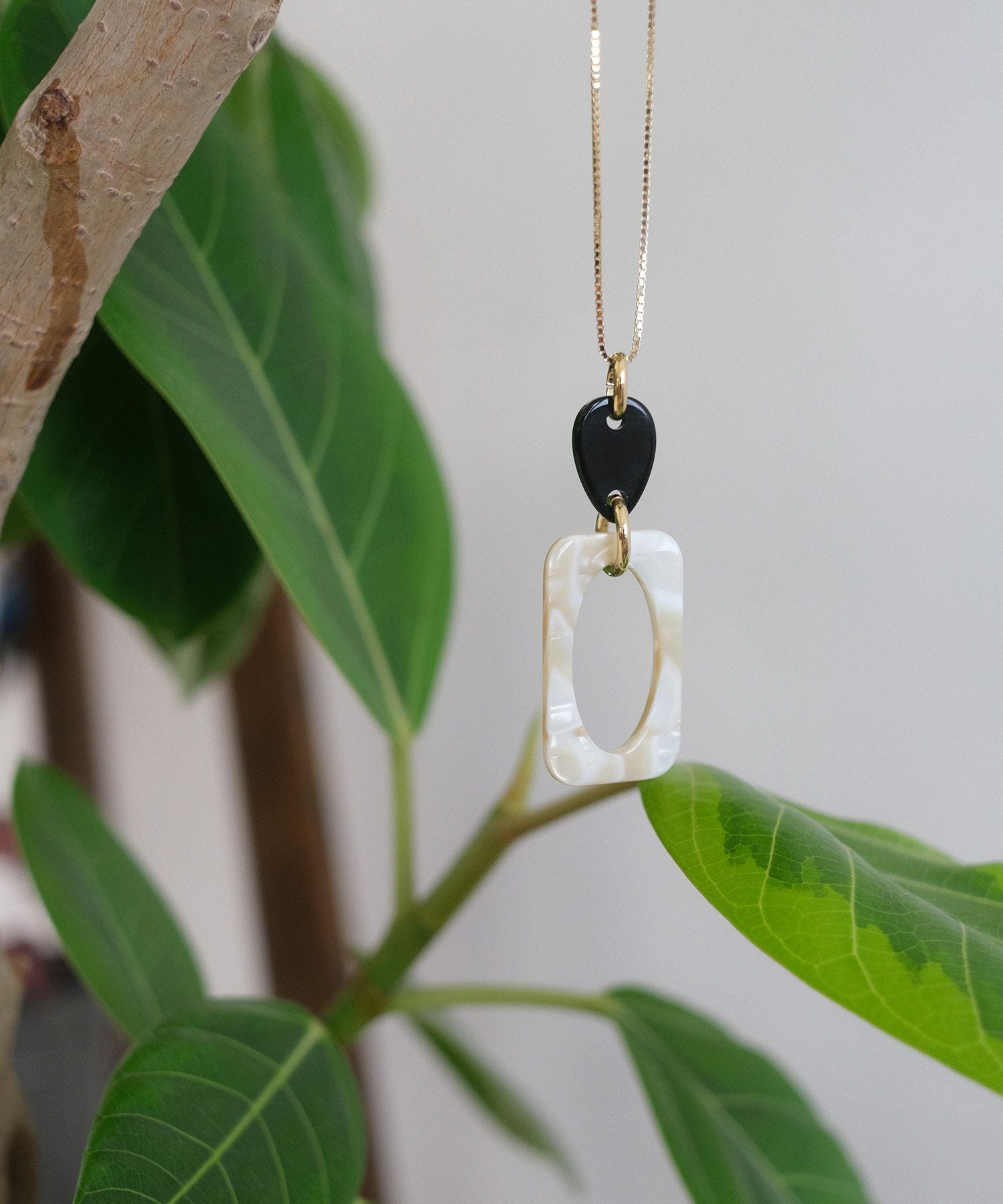 アセチスクエアネックレス【JUNO PREMIUM】 | 【公式】MUK ONLINE SHOP