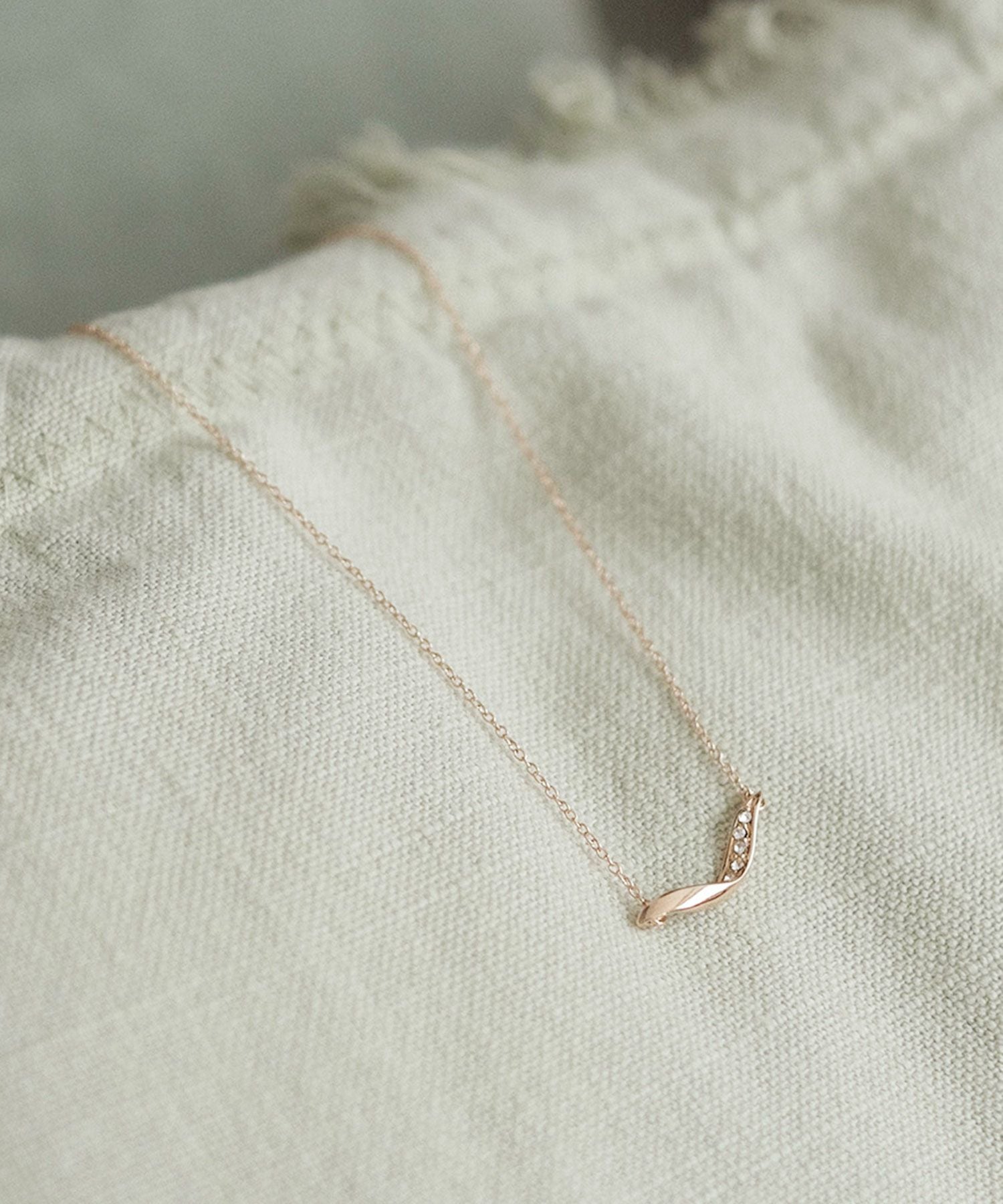 【web限定】ルミツイストバーストーンネックレス【Lumirise】