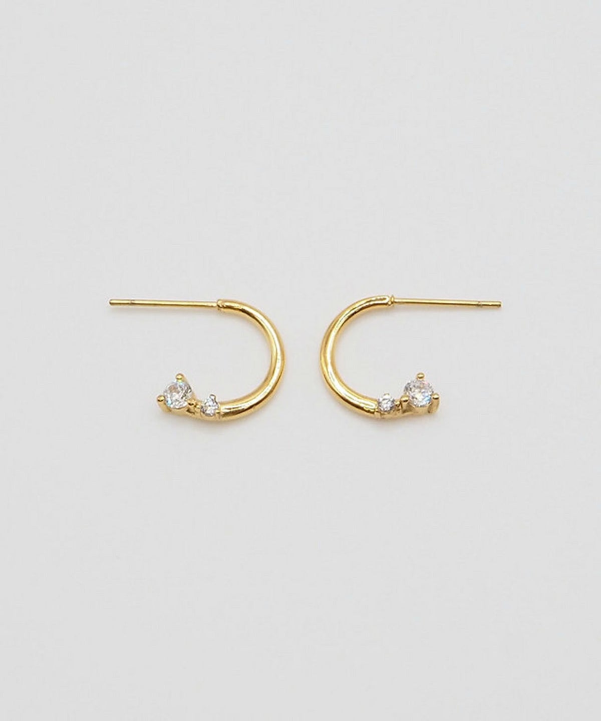 サイドストーンフープサージカルステンレスピアス