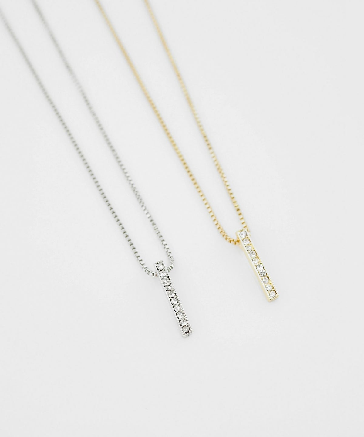 ストレートバースライドネックレス